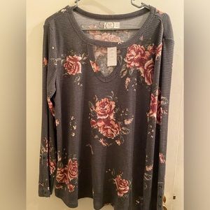 NWT Maurices extra large waffle knit long sleeve tee. Gray with pink roses.
